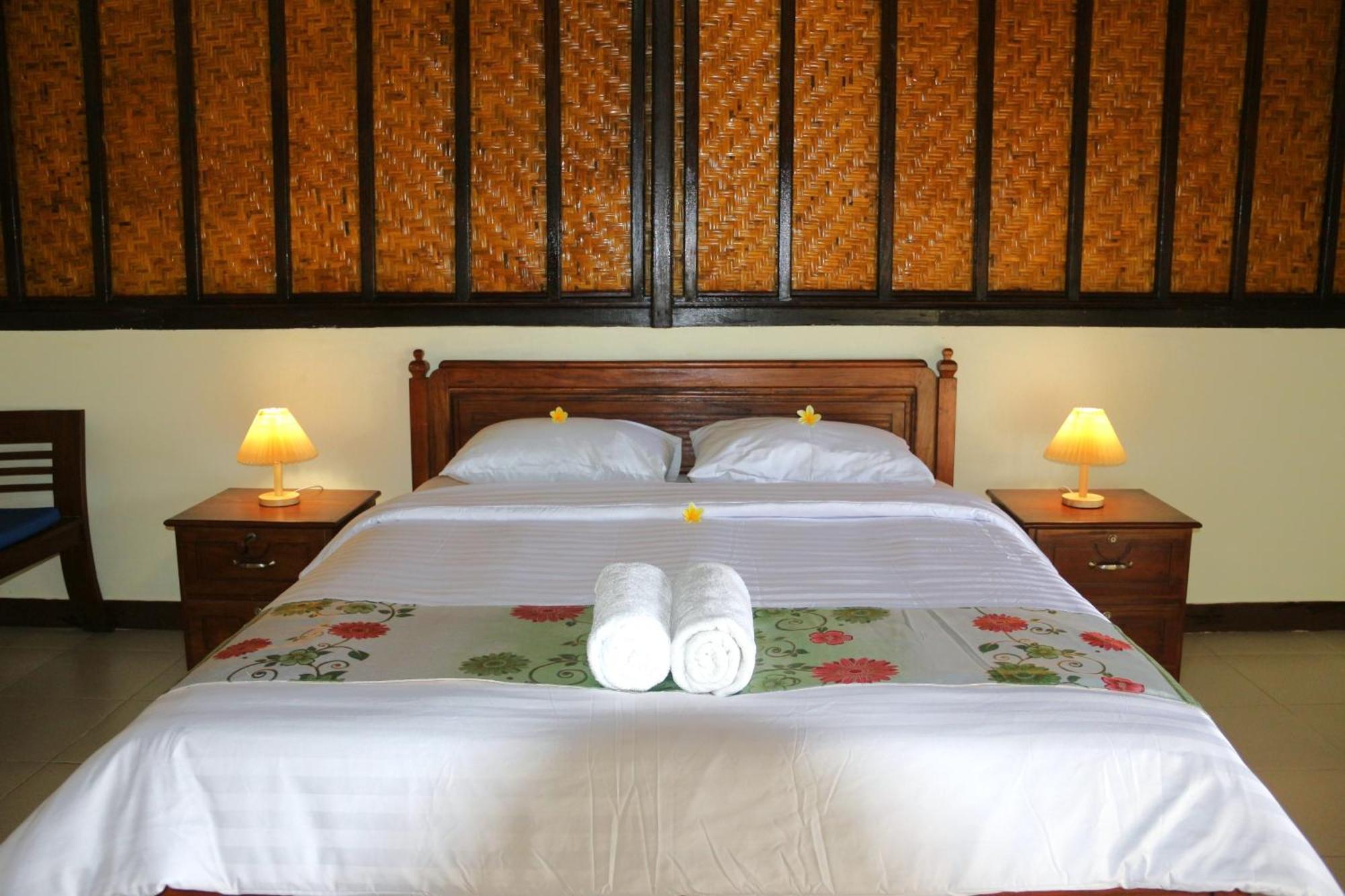 Green Orry Inn Tetebatu Exterior photo