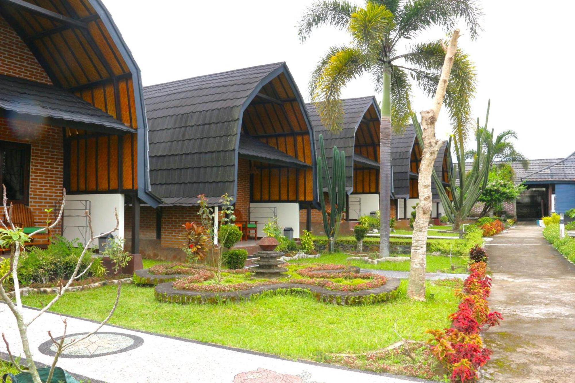 Green Orry Inn Tetebatu Exterior photo