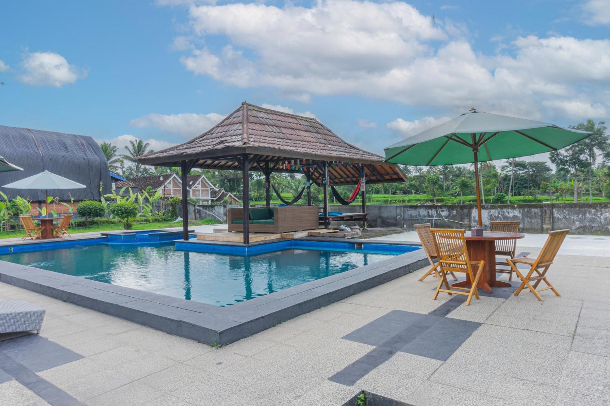 Green Orry Inn Tetebatu Exterior photo