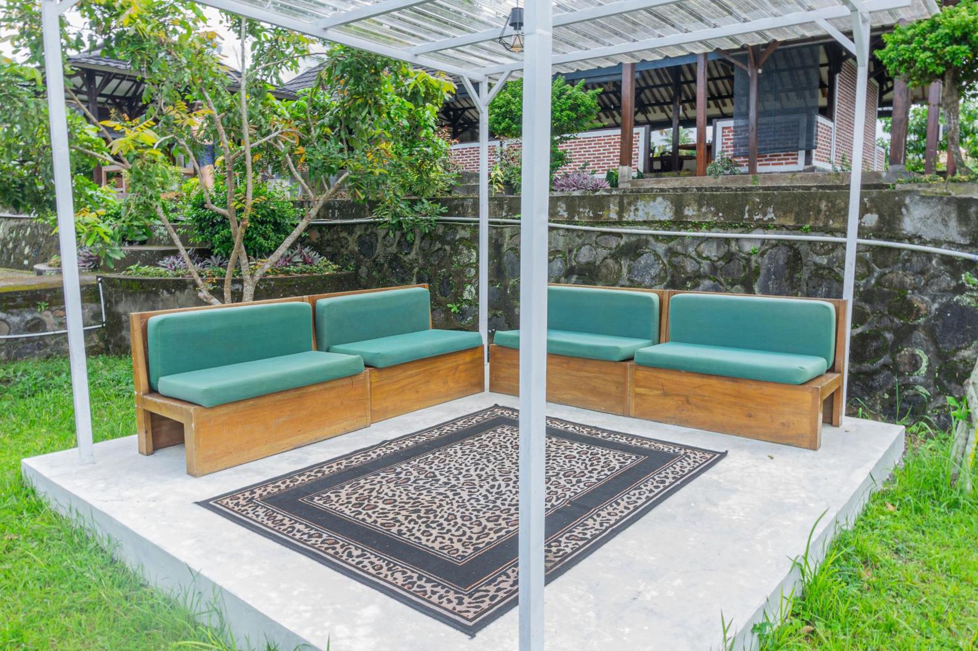 Green Orry Inn Tetebatu Exterior photo
